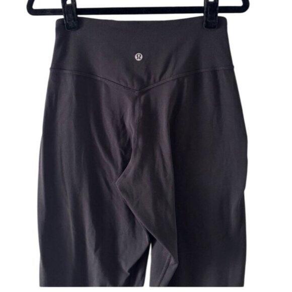 Lululemon Black High-Waisted Jogger Pants with pockets Size 16 - Picture 3 of 7